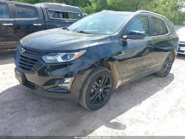 2GNAXUEV0M6136256 2021 CHEVROLET EQUINOX - Image 2