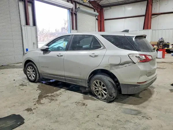 2GNAXUEV0M6145684 2021 CHEVROLET EQUINOX - Image 2