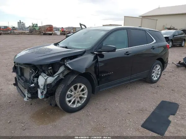 2GNAXUEV0M6148200 2021 CHEVROLET EQUINOX - Image 2