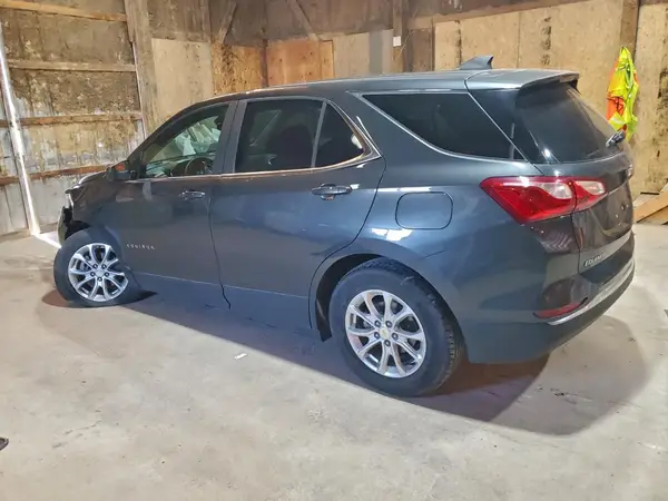 2GNAXUEV0M6156135 2021 CHEVROLET EQUINOX - Image 2