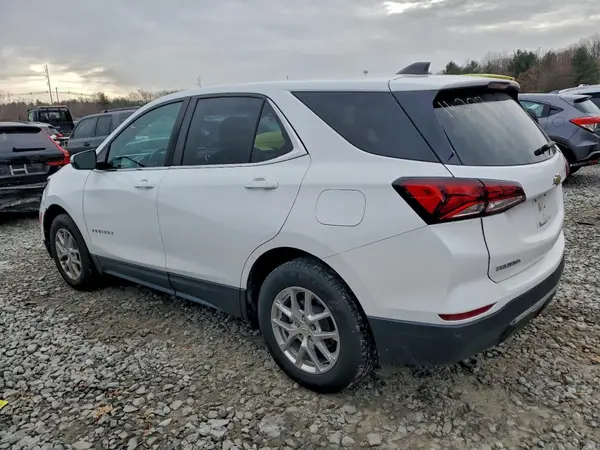 2GNAXUEV0N6123427 2022 CHEVROLET EQUINOX - Image 2