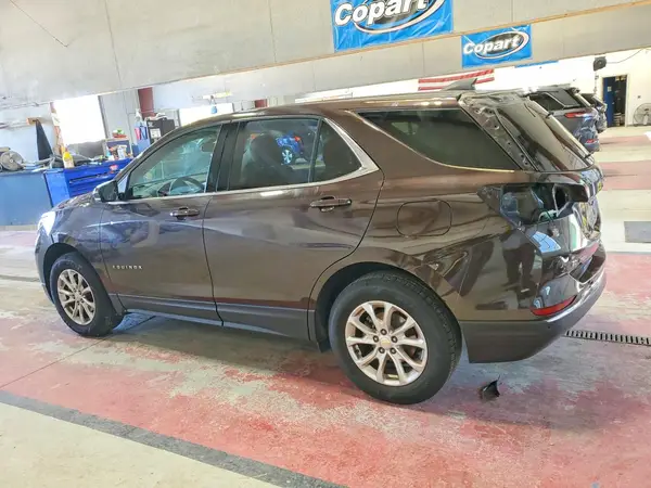 2GNAXUEV1L6216065 2020 CHEVROLET EQUINOX - Image 2