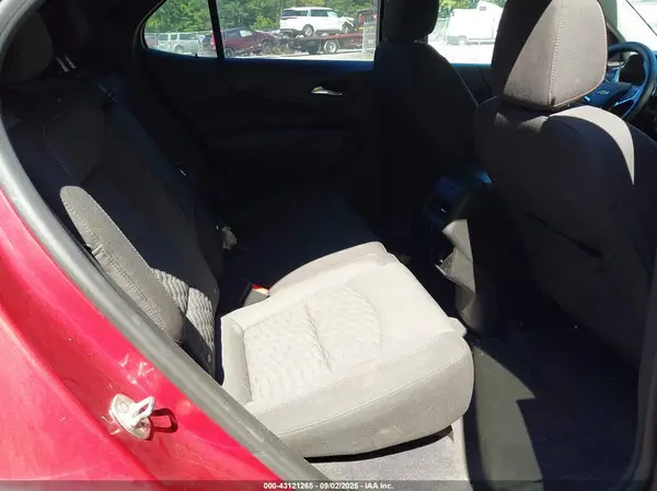 2GNAXUEV1M6111771 2021 CHEVROLET EQUINOX - Image 8