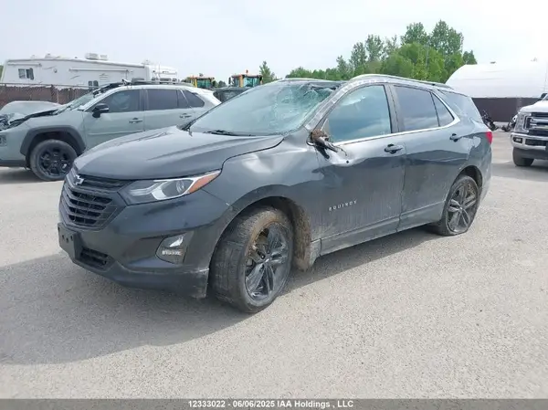 2GNAXUEV1M6127128 2021 CHEVROLET EQUINOX - Image 2