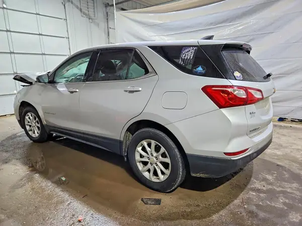 2GNAXUEV2K6129970 2019 CHEVROLET EQUINOX - Image 2