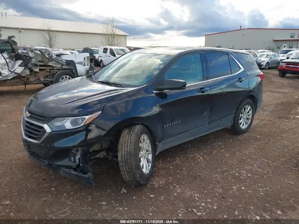2GNAXUEV2K6154769 2019 CHEVROLET EQUINOX - Image 2
