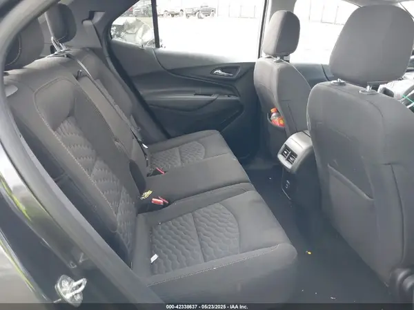 2GNAXUEV2K6170700 2019 CHEVROLET EQUINOX - Image 8