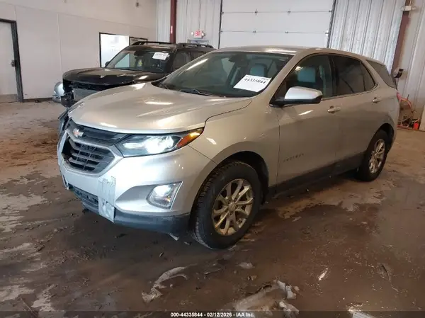 2GNAXUEV2K6175475 2019 CHEVROLET EQUINOX - Image 2