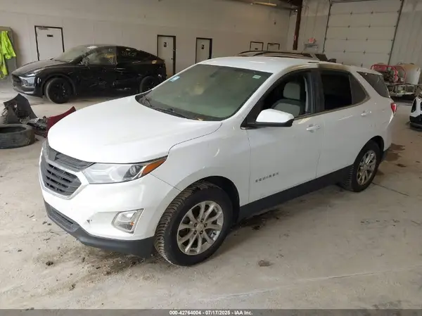 2GNAXUEV2K6197170 2019 CHEVROLET EQUINOX - Image 2