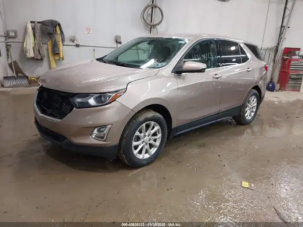 2GNAXUEV2K6208135 2019 CHEVROLET EQUINOX - Image 2