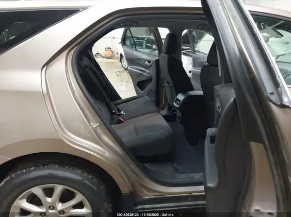 2GNAXUEV2K6208135 2019 CHEVROLET EQUINOX - Image 8
