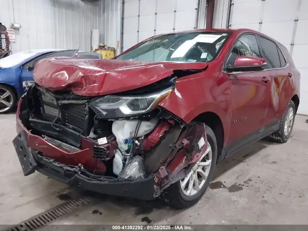 2GNAXUEV2K6250210 2019 CHEVROLET EQUINOX - Image 2
