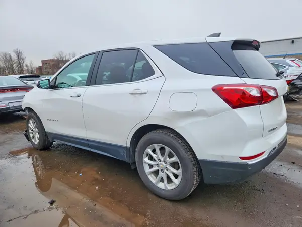 2GNAXUEV2K6260588 2019 CHEVROLET EQUINOX - Image 2
