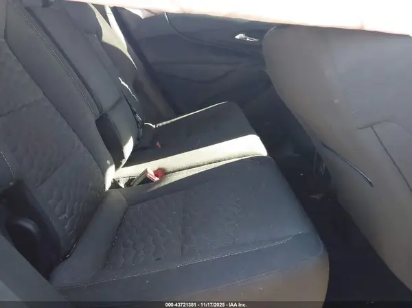 2GNAXUEV2K6301754 2019 CHEVROLET EQUINOX - Image 8