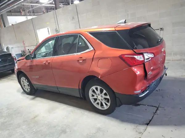 2GNAXUEV2L6126200 2020 CHEVROLET EQUINOX - Image 2