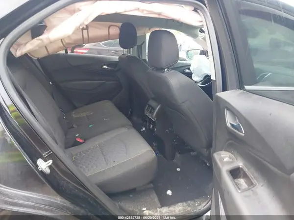 2GNAXUEV2M6127574 2021 CHEVROLET EQUINOX - Image 8