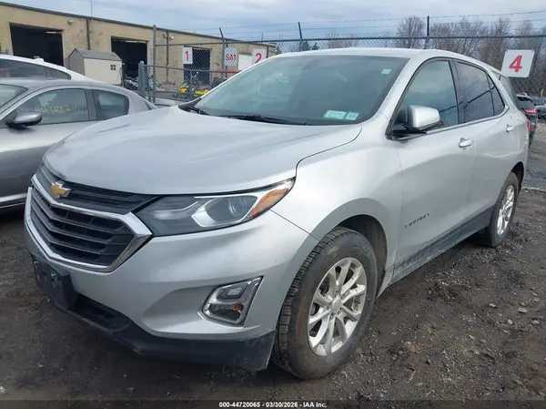 2GNAXUEV3K6118766 2019 CHEVROLET EQUINOX - Image 2