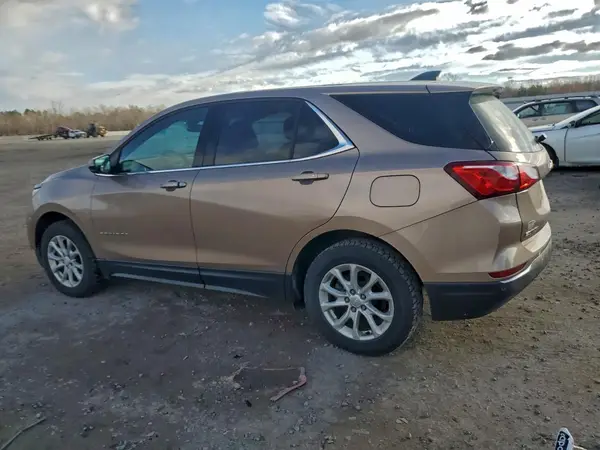2GNAXUEV3K6140640 2019 CHEVROLET EQUINOX - Image 2