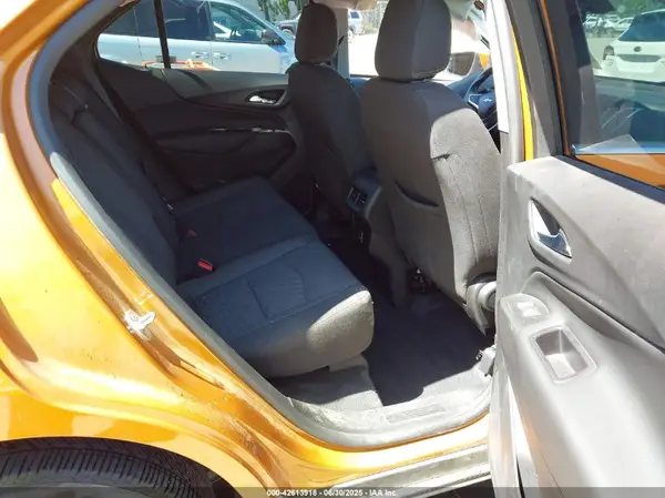 2GNAXUEV3K6144235 2019 CHEVROLET EQUINOX - Image 8