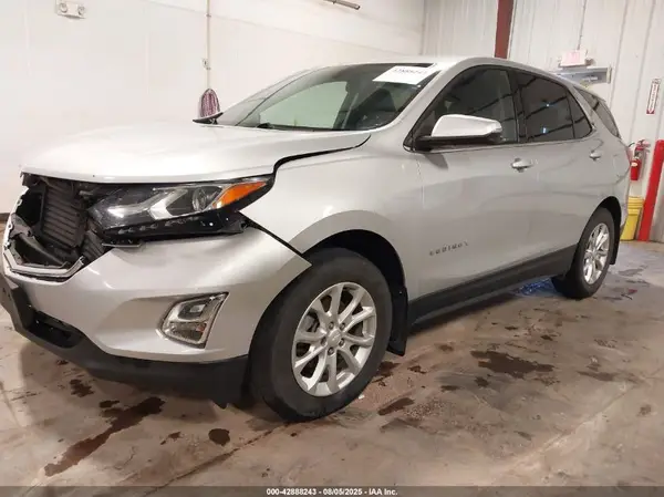 2GNAXUEV3K6172200 2019 CHEVROLET EQUINOX - Image 2