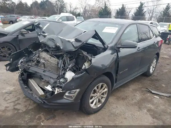 2GNAXUEV3K6181219 2019 CHEVROLET EQUINOX - Image 2