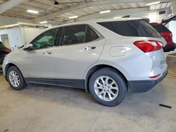 2GNAXUEV3K6200982 2019 CHEVROLET EQUINOX - Image 2