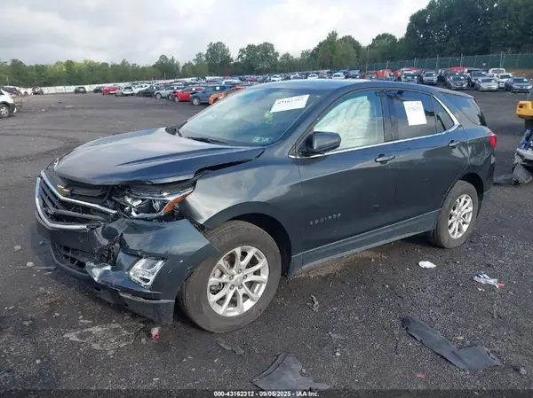 2GNAXUEV3K6206085 2019 CHEVROLET EQUINOX - Image 2
