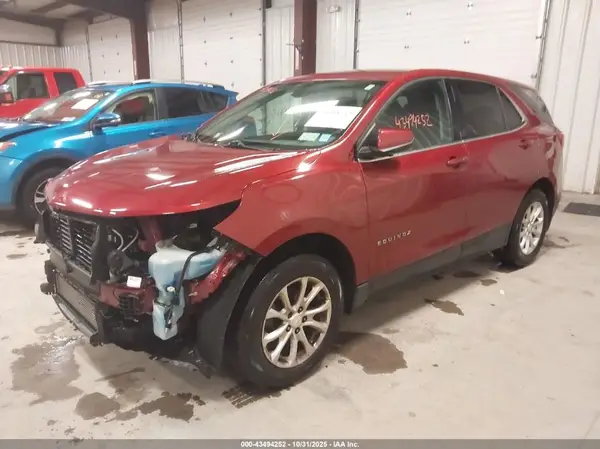 2GNAXUEV3K6207477 2019 CHEVROLET EQUINOX - Image 2