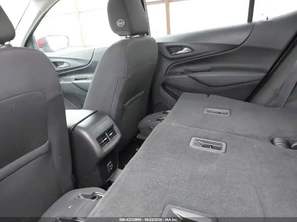 2GNAXUEV3K6225994 2019 CHEVROLET EQUINOX - Image 8