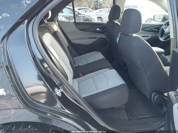 2GNAXUEV3K6243024 2019 CHEVROLET EQUINOX - Image 8