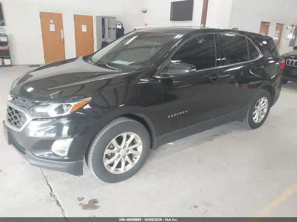2GNAXUEV3K6272703 2019 CHEVROLET EQUINOX - Image 2