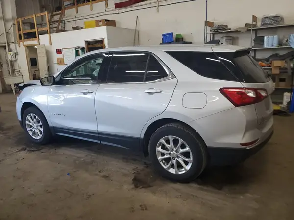 2GNAXUEV3L6118977 2020 CHEVROLET EQUINOX - Image 2