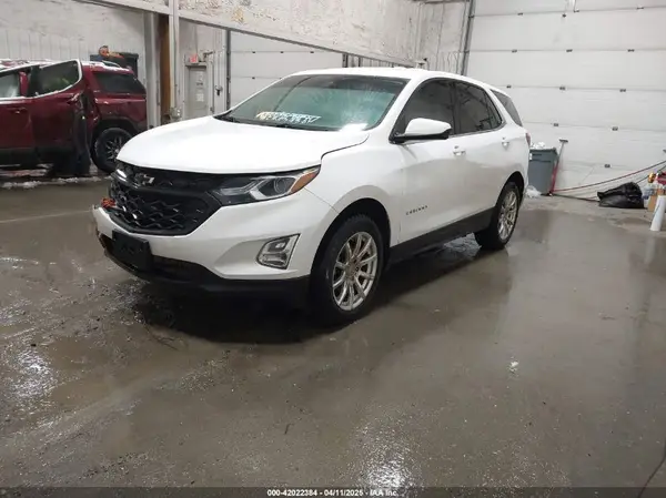 2GNAXUEV3L6236561 2020 CHEVROLET EQUINOX - Image 2