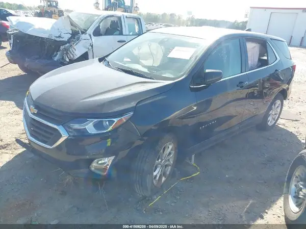 2GNAXUEV3L6258057 2020 CHEVROLET EQUINOX - Image 2