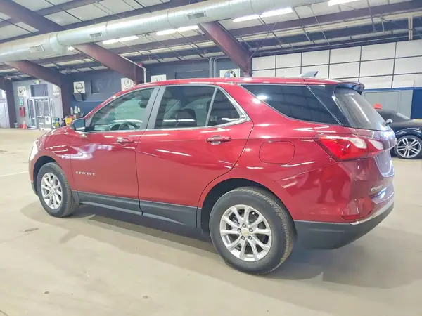 2GNAXUEV3M6104045 2021 CHEVROLET EQUINOX - Image 2