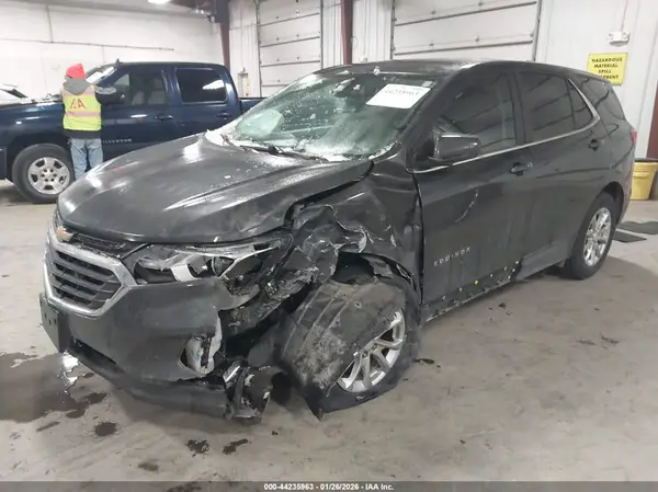 2GNAXUEV3M6134422 2021 CHEVROLET EQUINOX - Image 2