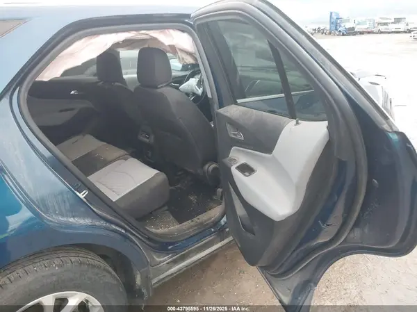 2GNAXUEV4K6128190 2019 CHEVROLET EQUINOX - Image 8