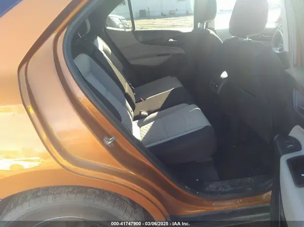 2GNAXUEV4K6161495 2019 CHEVROLET EQUINOX - Image 8