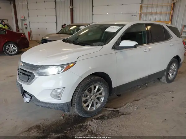 2GNAXUEV4K6250242 2019 CHEVROLET EQUINOX - Image 2