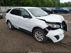 2GNAXUEV4K6271026 2019 CHEVROLET EQUINOX