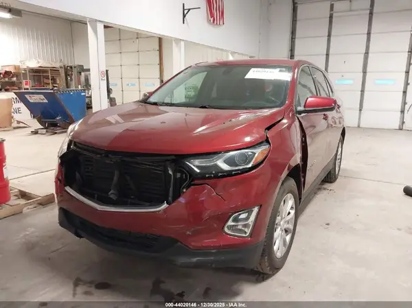 2GNAXUEV4K6304770 2019 CHEVROLET EQUINOX - Image 2