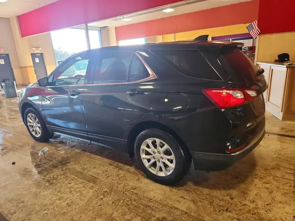 2GNAXUEV4K6305398 2019 CHEVROLET EQUINOX - Image 2