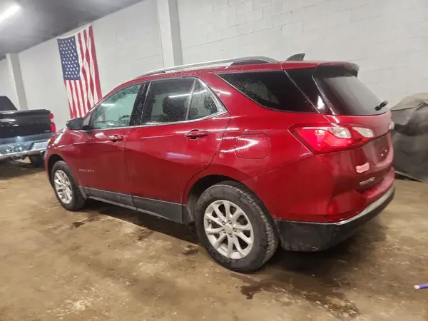 2GNAXUEV4L6156475 2020 CHEVROLET EQUINOX - Image 2
