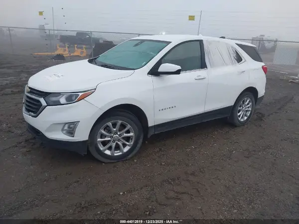 2GNAXUEV4M6122781 2021 CHEVROLET EQUINOX - Image 2