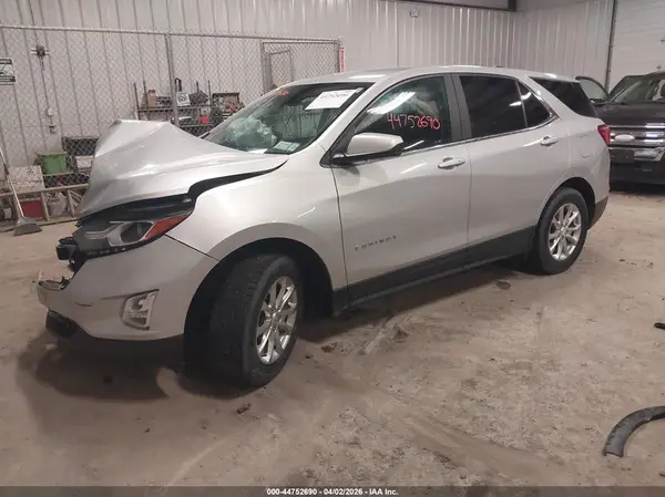 2GNAXUEV4M6161905 2021 CHEVROLET EQUINOX - Image 2