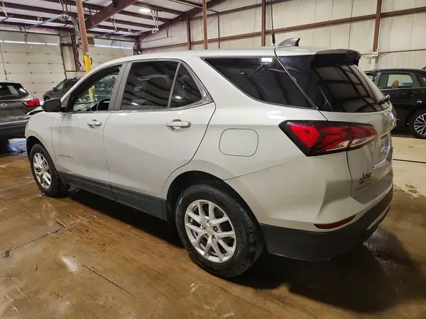 2GNAXUEV4N6107408 2022 CHEVROLET EQUINOX - Image 2