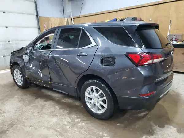 2GNAXUEV4N6122040 2022 CHEVROLET EQUINOX - Image 2