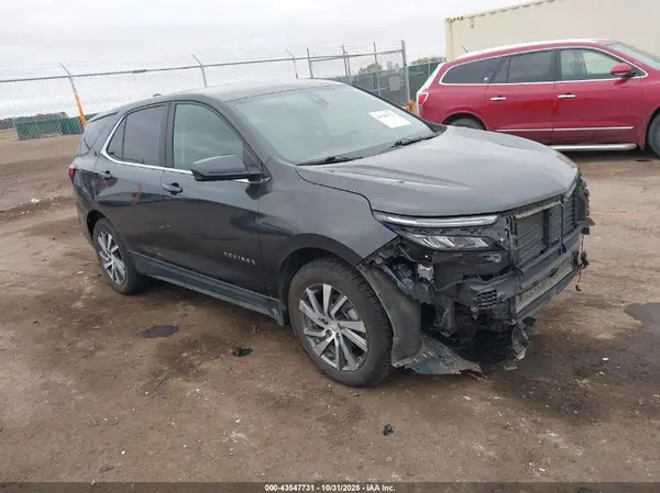 2GNAXUEV4N6125634 2022 CHEVROLET EQUINOX - Image 1