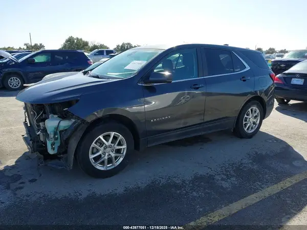 2GNAXUEV4N6155989 2022 CHEVROLET EQUINOX - Image 2