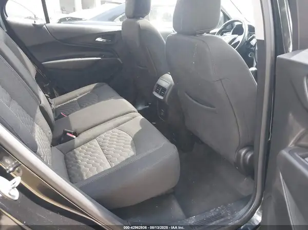 2GNAXUEV5K6106702 2019 CHEVROLET EQUINOX - Image 8